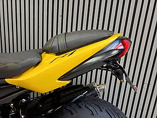 Used 2006 Yamaha FZ1N Fazer Yellow - Interior and Exterior details 14