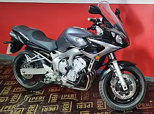 Used 2006 Yamaha FZ6 Fazer Silver - Interior and Exterior details 16