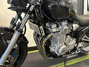 Used 2006 Yamaha XJR1300 Black - Interior and Exterior details 14