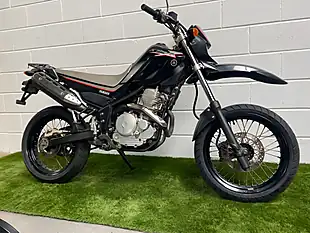 Used 2006 Yamaha XT250 XT250X Black and Silver - Interior and Exterior details 3