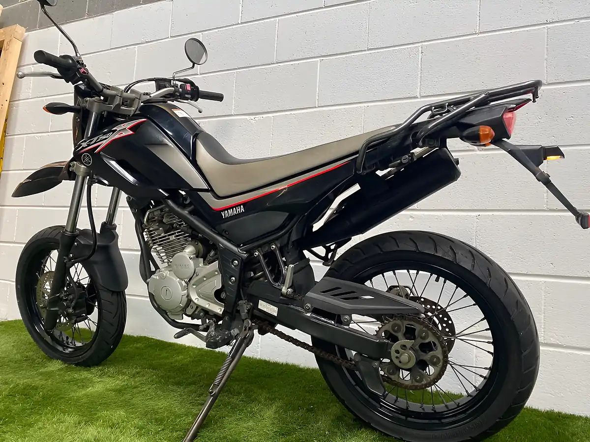 Used 2006 Yamaha XT250 XT250X Black and Silver - Interior and Exterior details 9