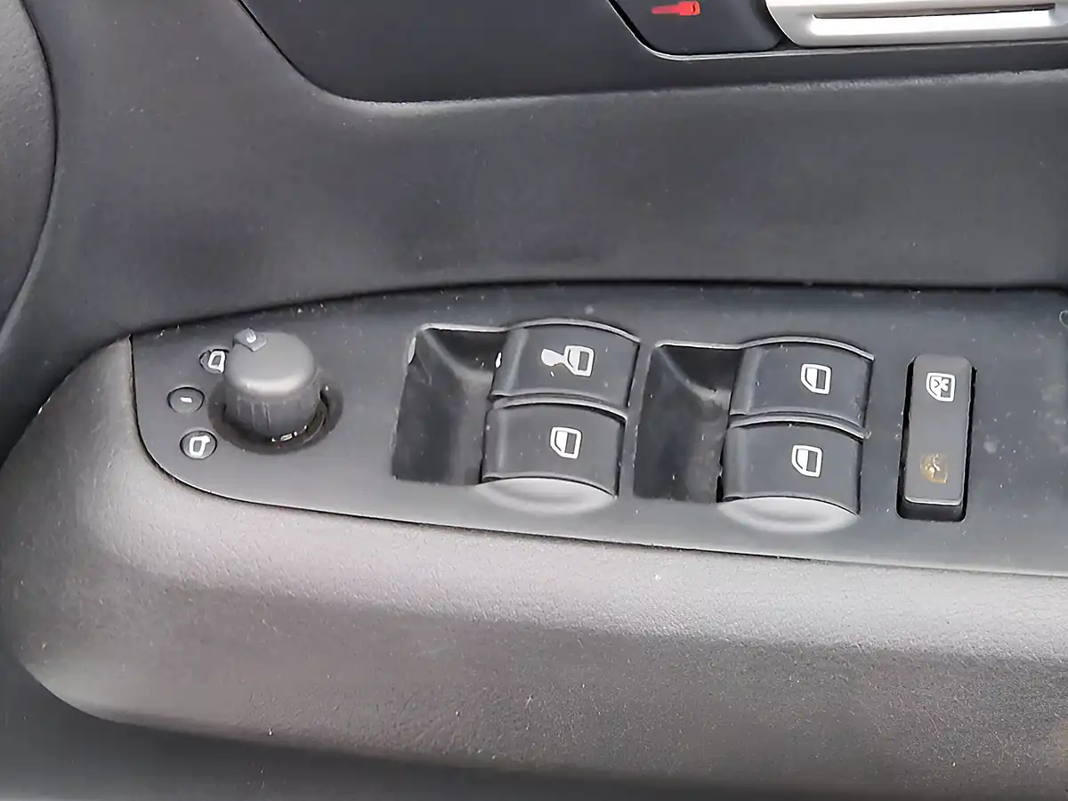 Used 2007 Audi RS4 Avant Silver - Interior and Exterior details 15