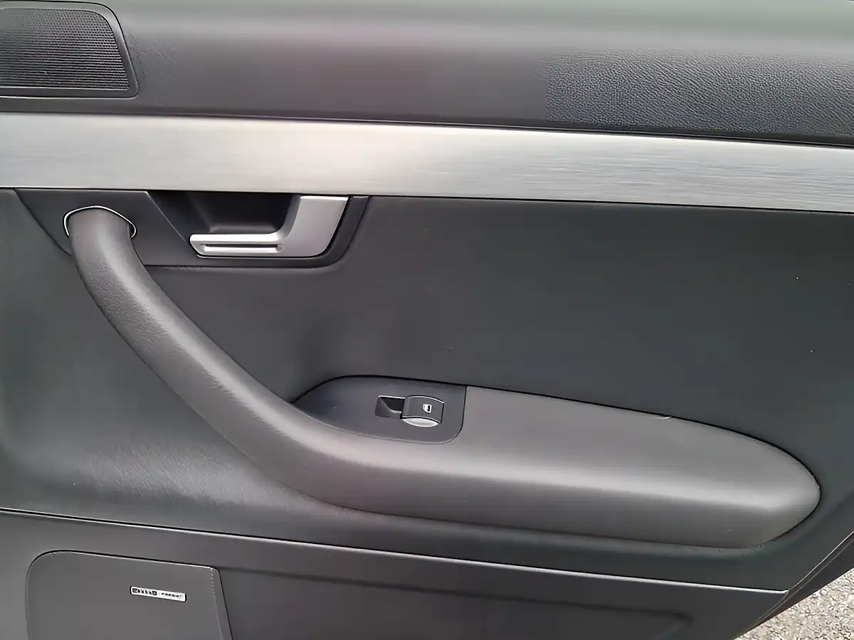Used 2007 Audi RS4 Avant Silver - Interior and Exterior details 16