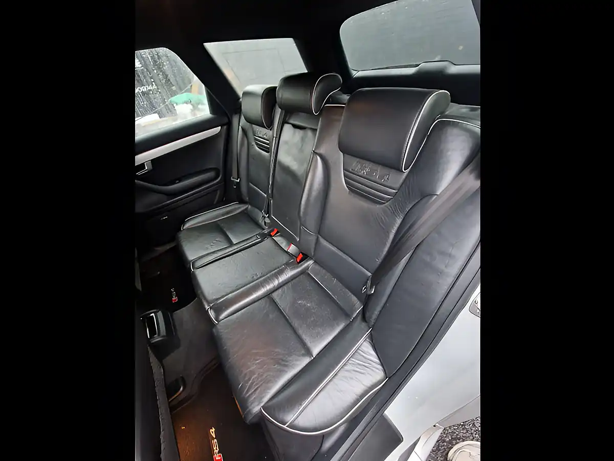 Used 2007 Audi RS4 Avant Silver - Interior and Exterior details 17