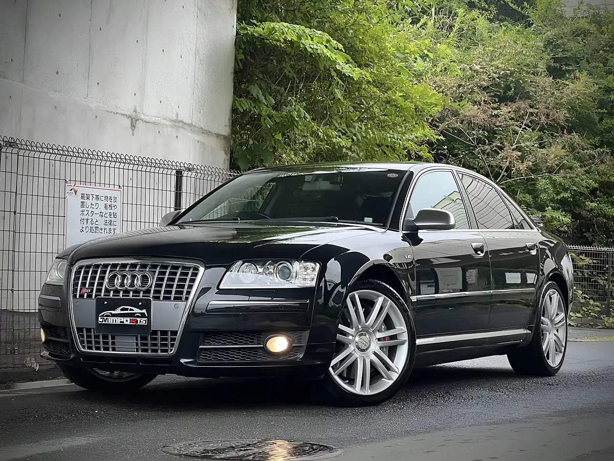 Used 2007 Audi S8 Fully Loaded Black - Interior and Exterior details 5