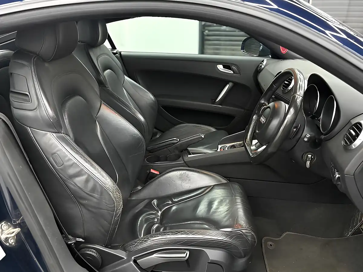 Used 2007 Audi Tt Blue - Interior and Exterior details 9