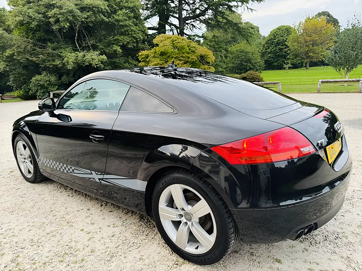 Used 2007 Audi Tt Coupe Black - Interior and Exterior details 14