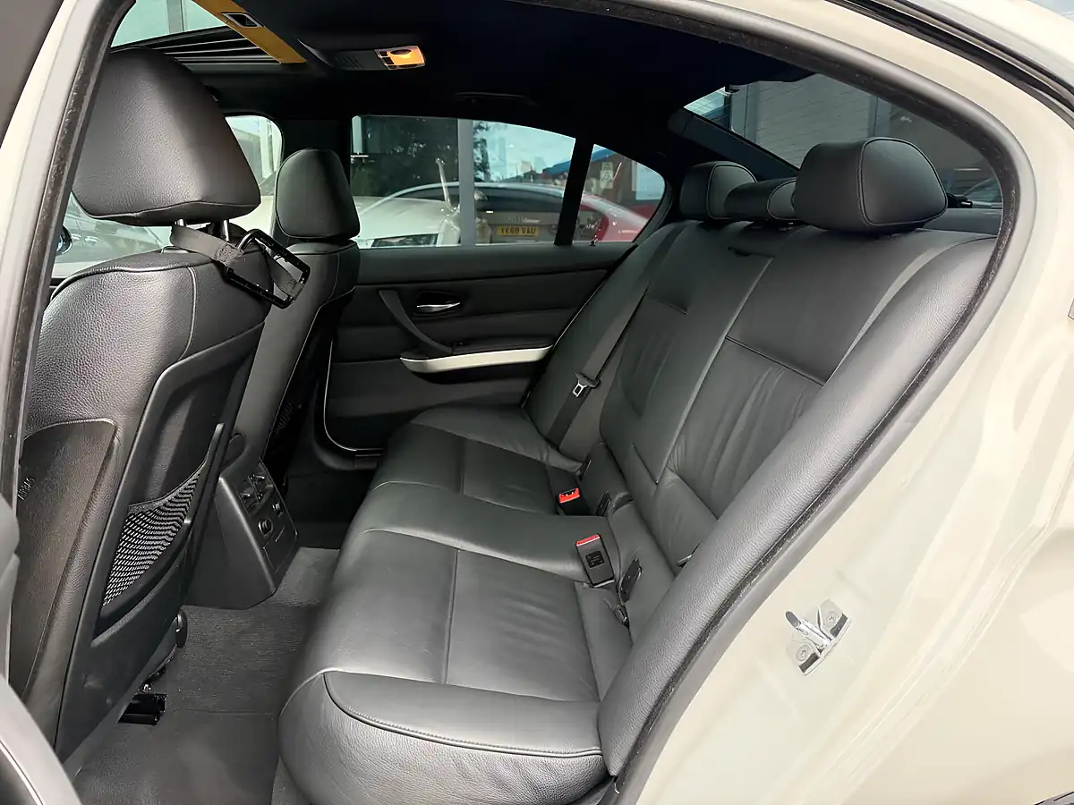 Used 2007 BMW 3 Series M Sport White - Interior and Exterior details 18