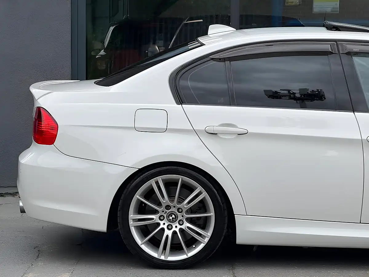 Used 2007 BMW 3 Series M Sport White - Interior and Exterior details 8