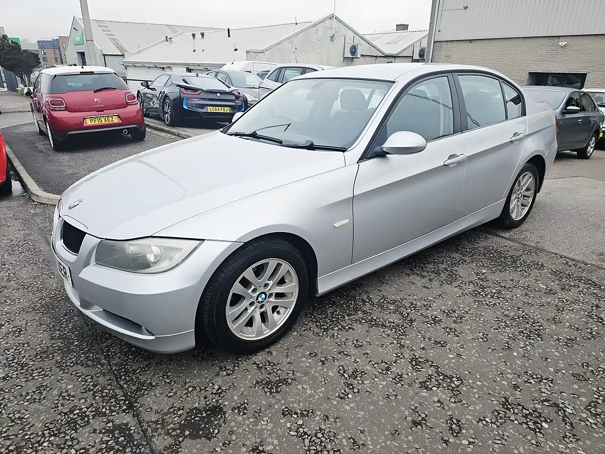 Used 2007 BMW 318i Sport Silver - Interior and Exterior details 5