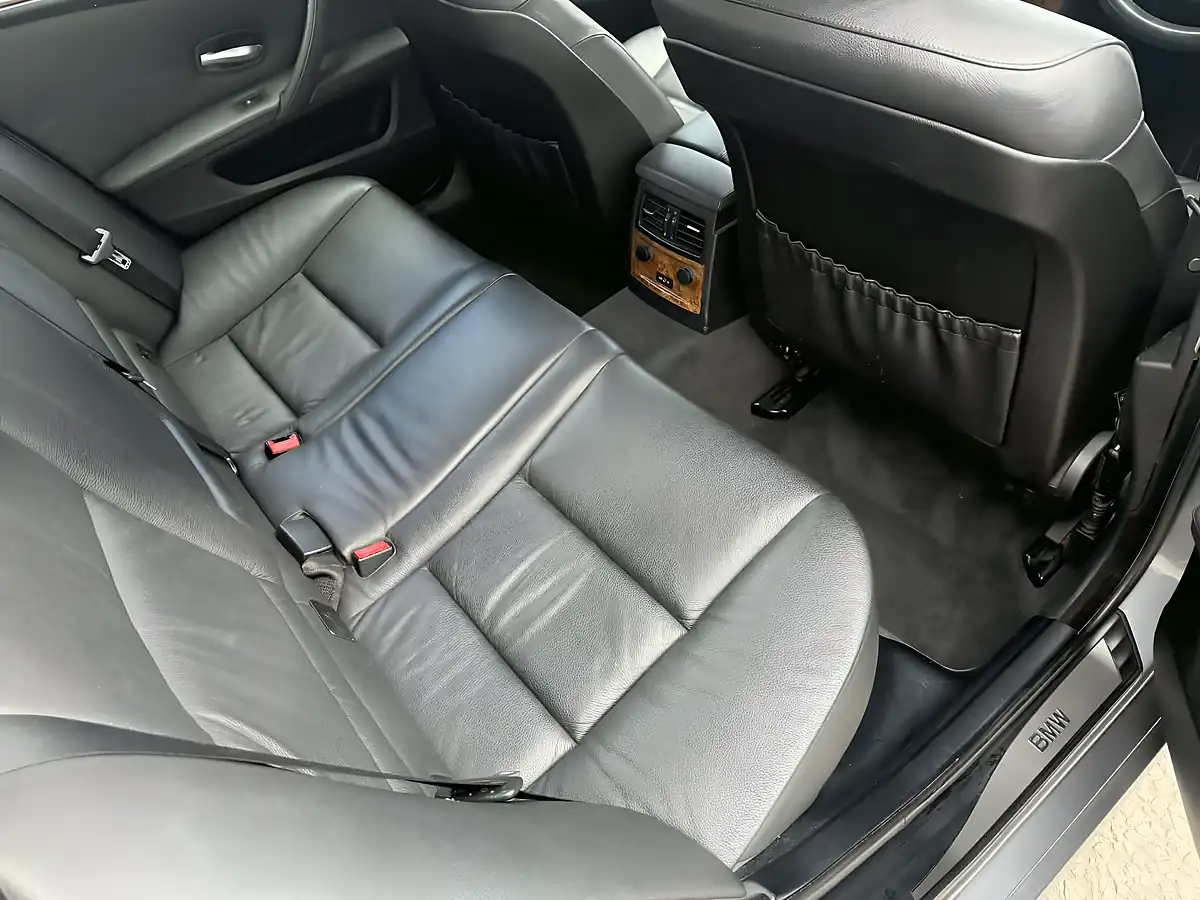 Used 2007 BMW 5 Series Se Touring - Interior and Exterior details 13