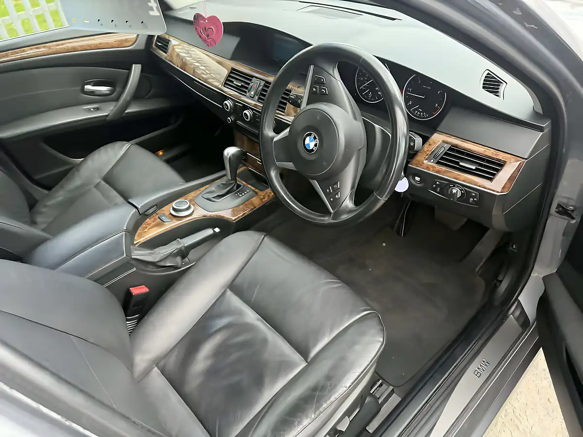 Used 2007 BMW 5 Series Se Touring - Interior and Exterior details 15