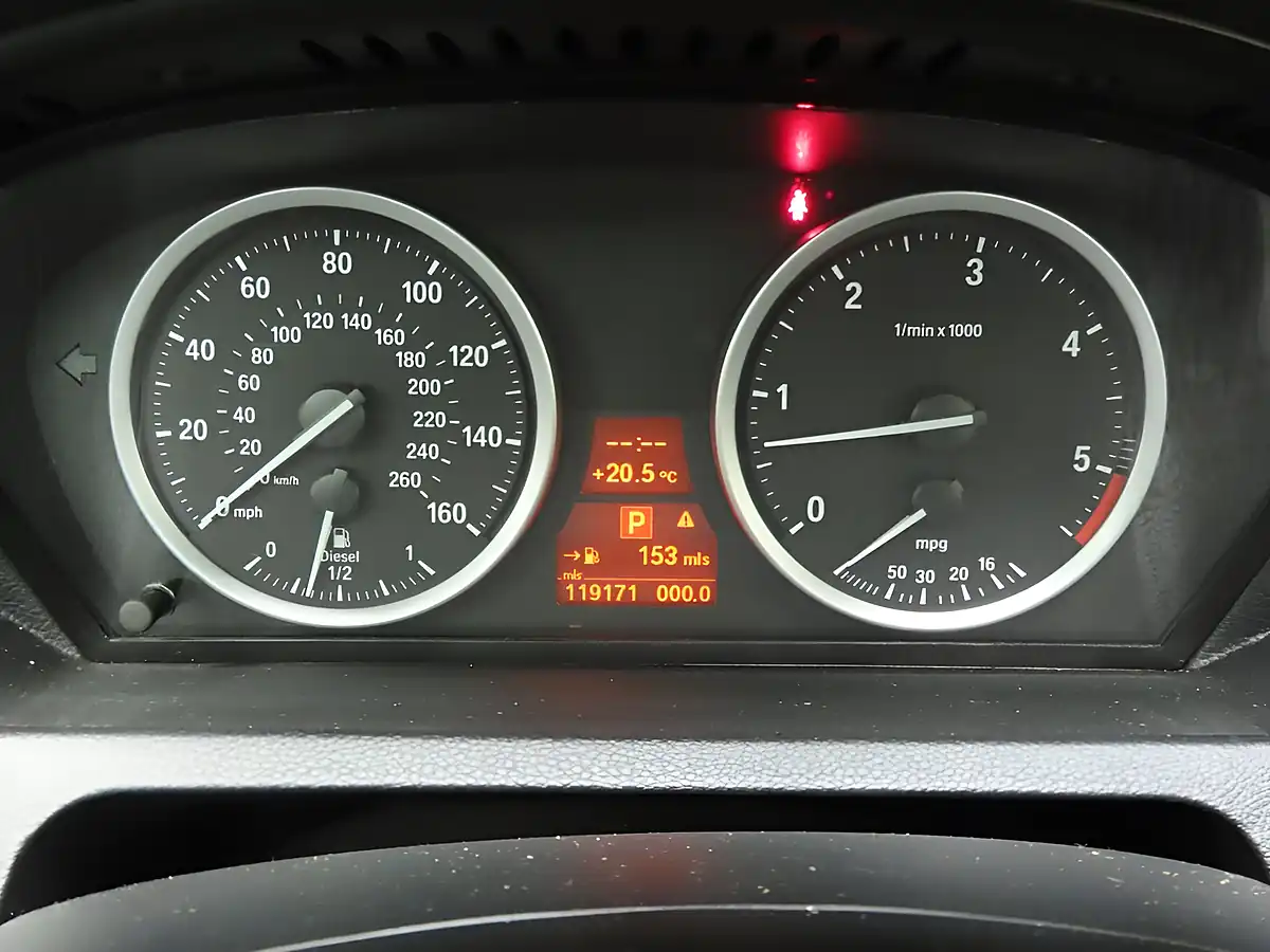 Used 2007 BMW 6 Series Black - Interior and Exterior details 6