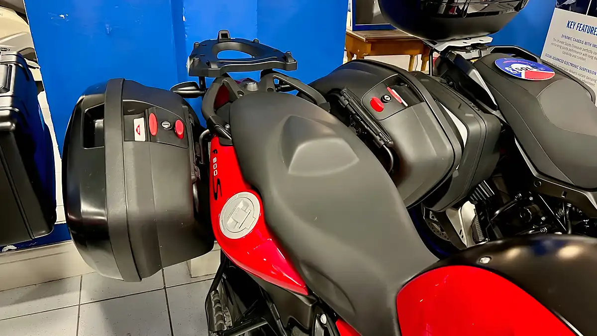 Used 2007 BMW F800 S Red - Interior and Exterior details 3