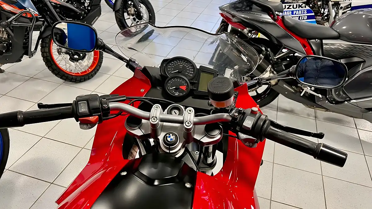 Used 2007 BMW F800 S Red - Interior and Exterior details 4