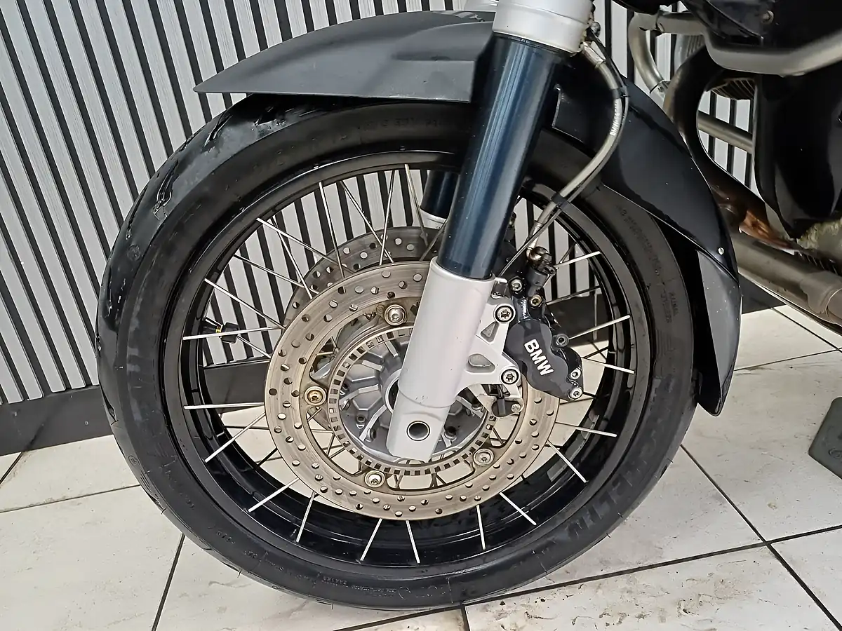 Used 2007 BMW R 1200 GS Adventure White - Interior and Exterior details 12