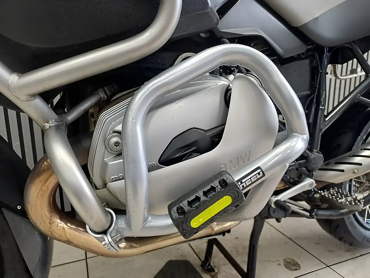 Used 2007 BMW R 1200 GS Adventure White - Interior and Exterior details 7