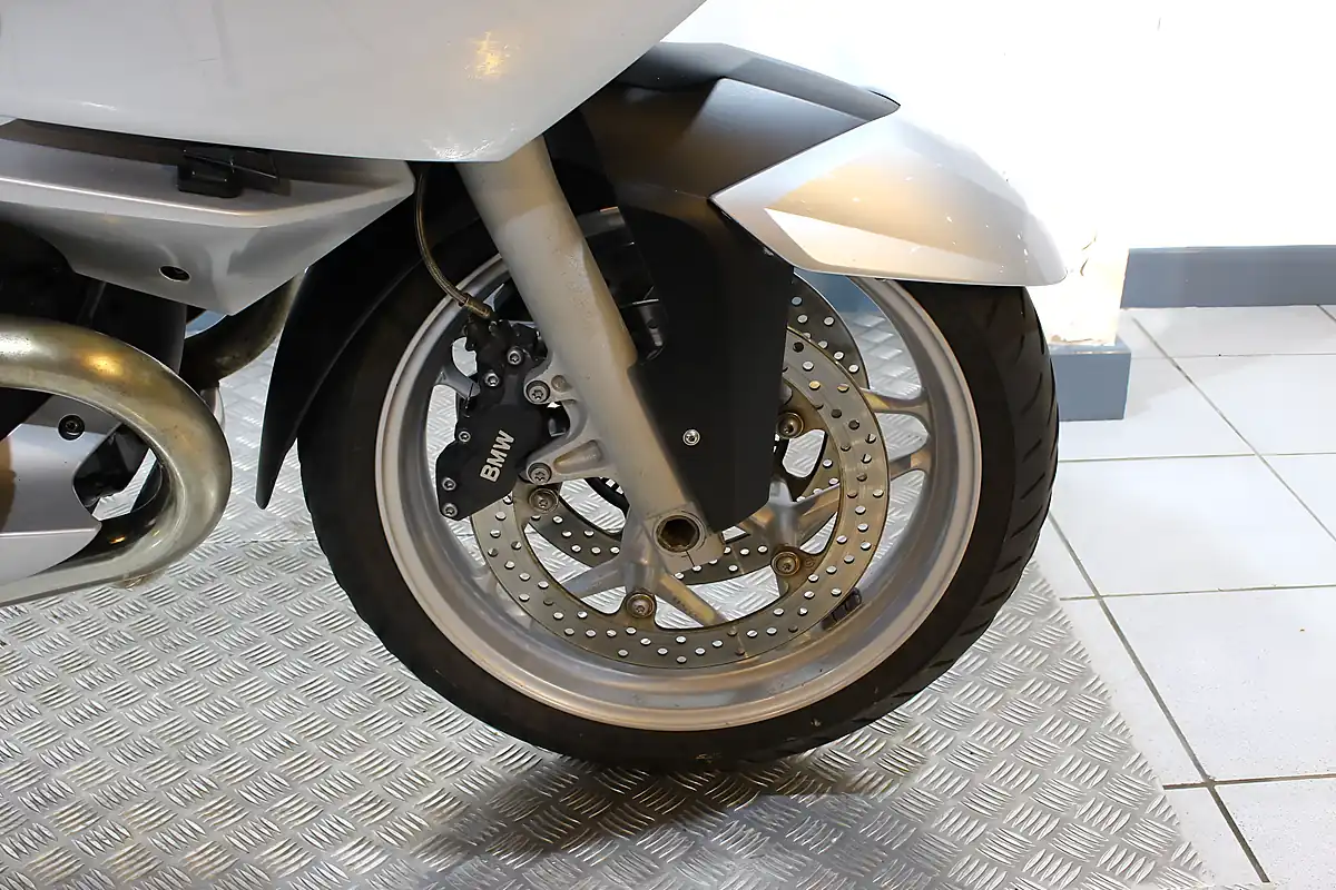 Used 2007 BMW R1200RT Silver - Interior and Exterior details 5