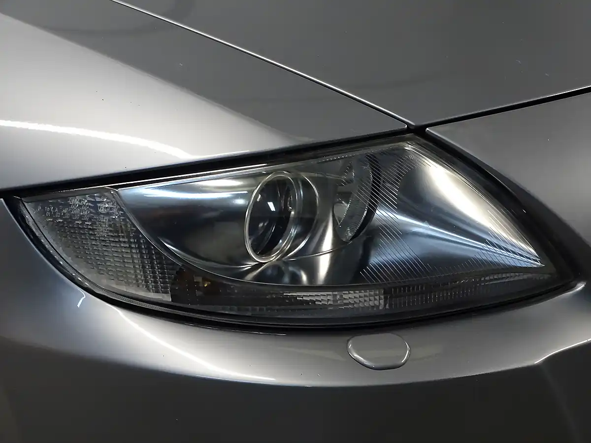 Used 2007 BMW Z4 Sport Coupe Silver Grey Metallic - Interior and Exterior details 5