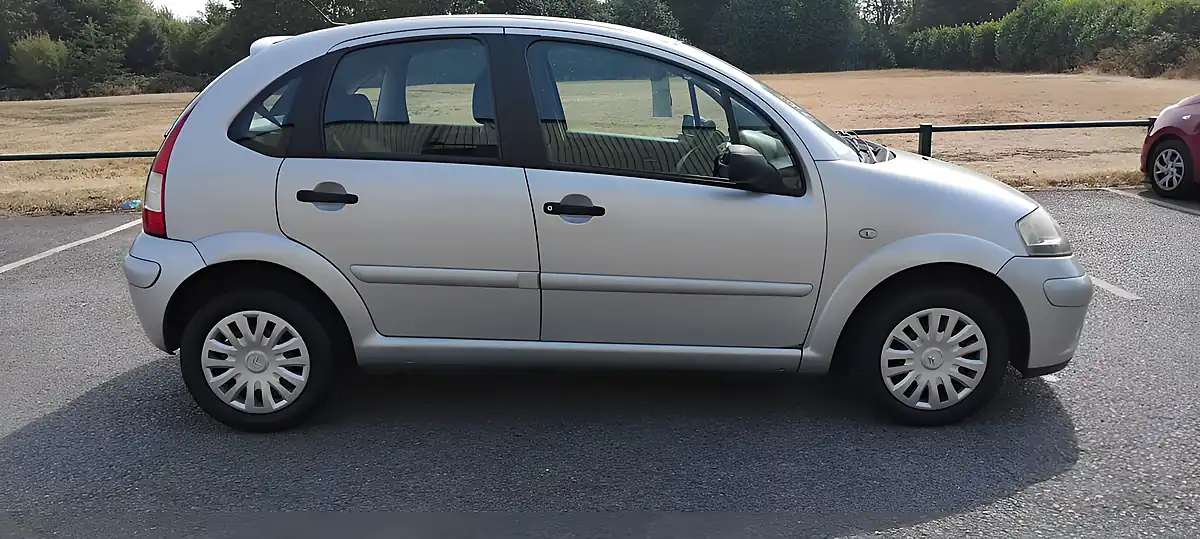 Used 2007 Citroen C3 Desire Silver - Interior and Exterior details 2