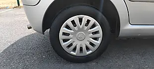 Used 2007 Citroen C3 Desire Silver - Interior and Exterior details 8