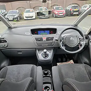 Used 2007 Citroen C4 Grand Picasso Vtr+ Silver - Interior and Exterior details 8