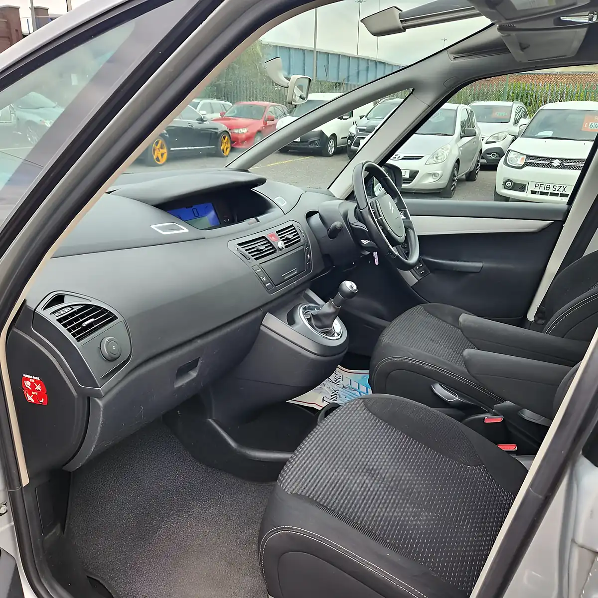 Used 2007 Citroen C4 Grand Picasso Vtr+ Silver - Interior and Exterior details 9