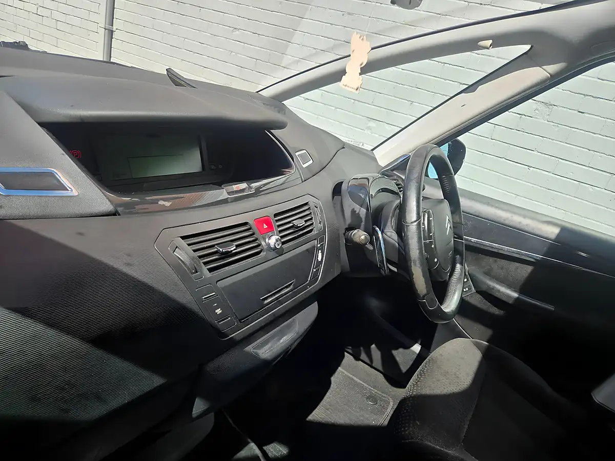 Used 2007 Citroen Grand C4 Picasso Exclusive Grey - Interior and Exterior details 10