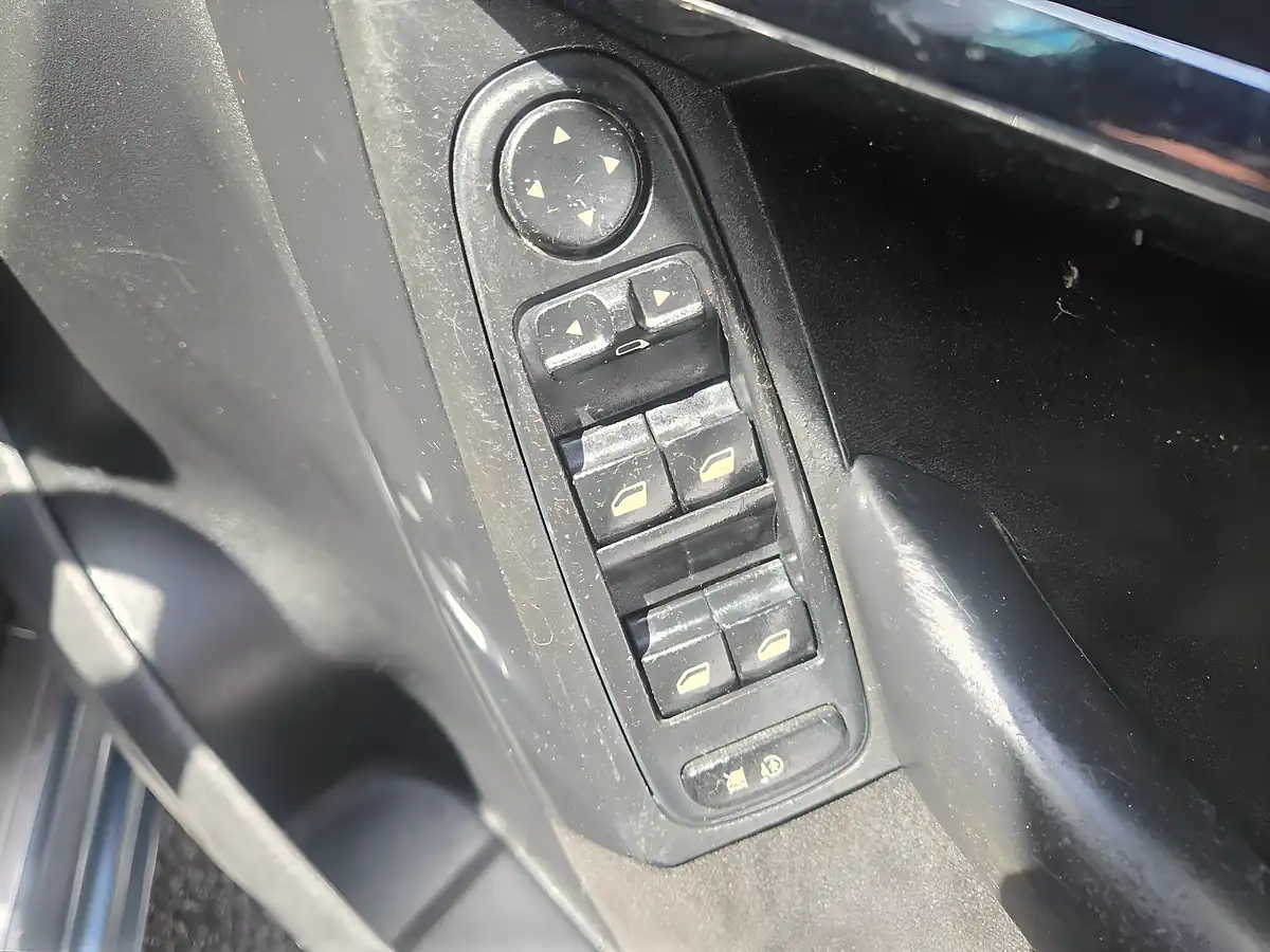 Used 2007 Citroen Grand C4 Picasso Exclusive Grey - Interior and Exterior details 16