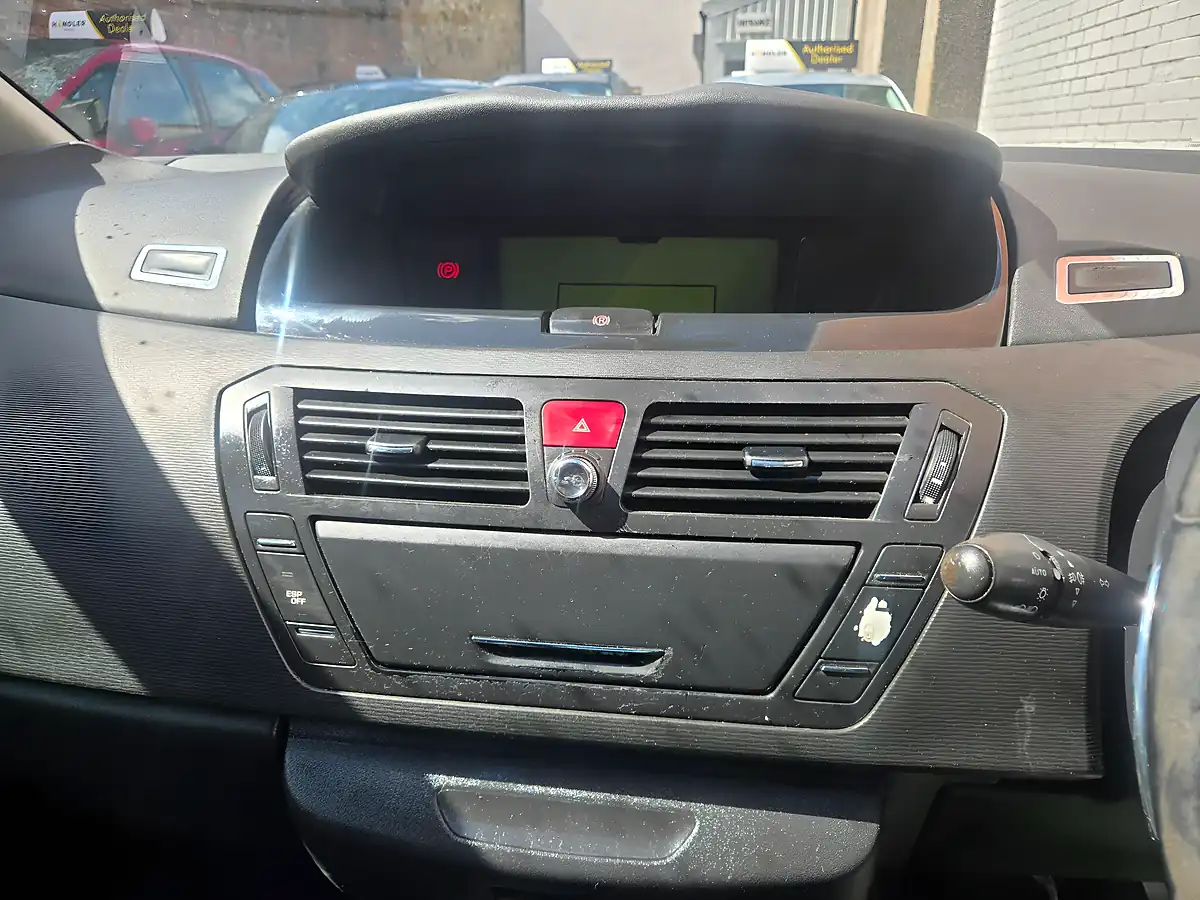 Used 2007 Citroen Grand C4 Picasso Exclusive Grey - Interior and Exterior details 18
