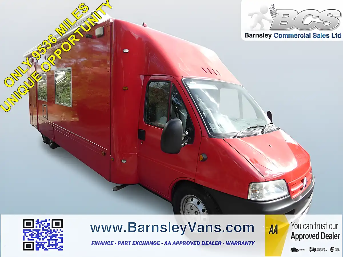 Used 2007 Citroen Relay Lwb C/C Red - Front View