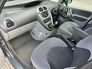 Used 2007 Citroen Xsara Picasso Desire Grey - Interior and Exterior details 10