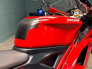 Used 2007 Ducati 1098 S Red - Interior and Exterior details 12