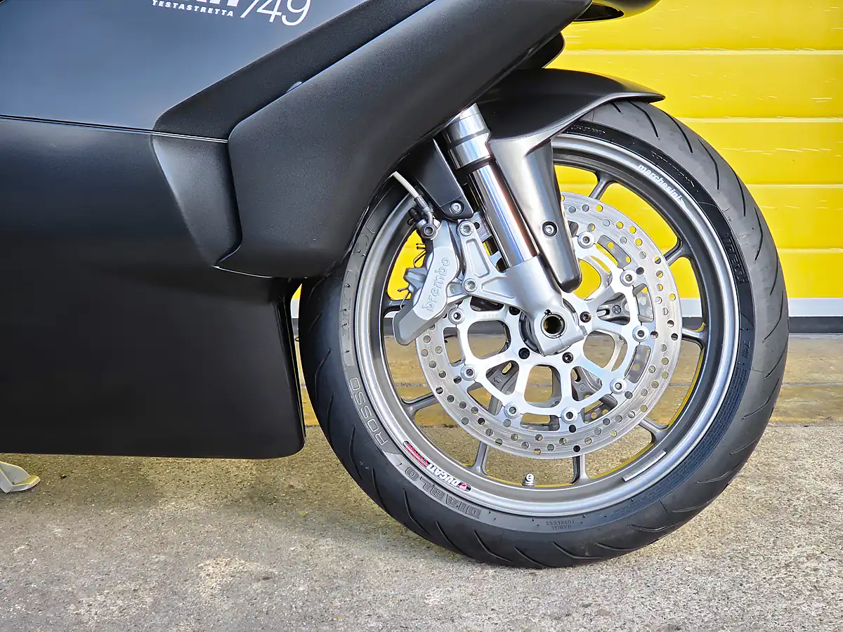 Used 2007 Ducati 749 Dark Black - Interior and Exterior details 10