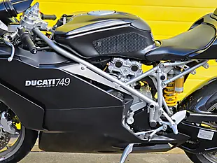 Used 2007 Ducati 749 Dark Black - Interior and Exterior details 15