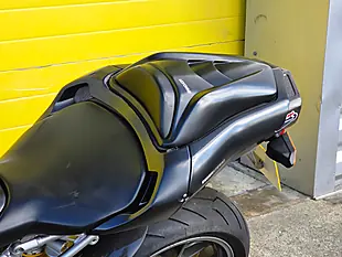 Used 2007 Ducati 749 Dark Black - Interior and Exterior details 17