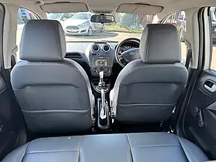 Used 2007 Ford Fiesta Ghia Silver - Interior and Exterior details 11