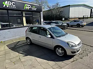Used 2007 Ford Fiesta Ghia Silver - Interior and Exterior details 4