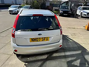 Used 2007 Ford Fiesta Ghia Silver - Interior and Exterior details 7