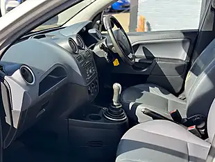 Used 2007 Ford Fiesta Ghia Silver - Interior and Exterior details 9