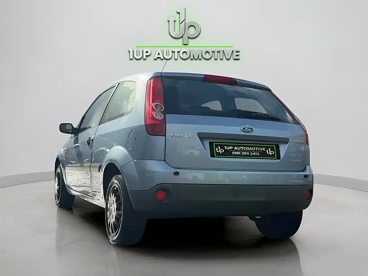 Used 2007 Ford Fiesta Studio Blue - Interior and Exterior details 5