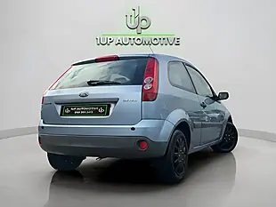 Used 2007 Ford Fiesta Studio Blue - Interior and Exterior details 9