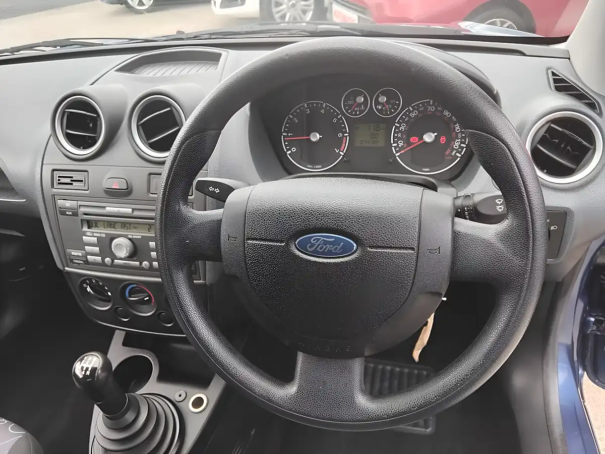 Used 2007 Ford Fiesta Style 3dr Blue - Interior and Exterior details 12