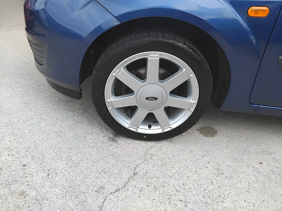 Used 2007 Ford Fiesta Style 3dr Blue - Interior and Exterior details 16