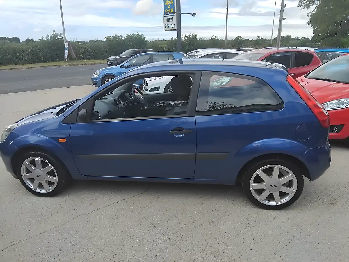 Used 2007 Ford Fiesta Style 3dr Blue - Interior and Exterior details 5