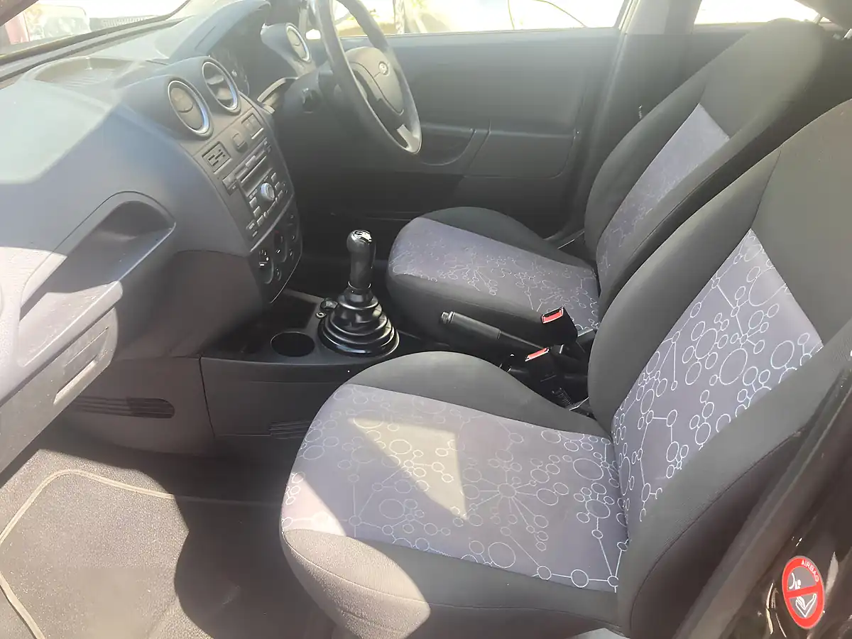 Used 2007 Ford Fiesta Style Climate Black - Interior and Exterior details 13