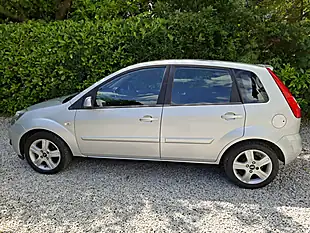 Used 2007 Ford Fiesta Zetec Climate Silver - Interior and Exterior details 2
