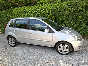 Used 2007 Ford Fiesta Zetec Climate Silver - Interior and Exterior details 4