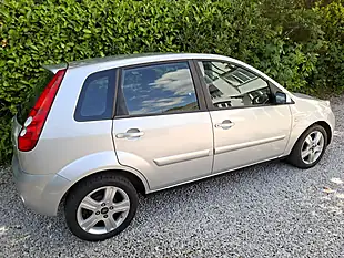 Used 2007 Ford Fiesta Zetec Climate Silver - Interior and Exterior details 5