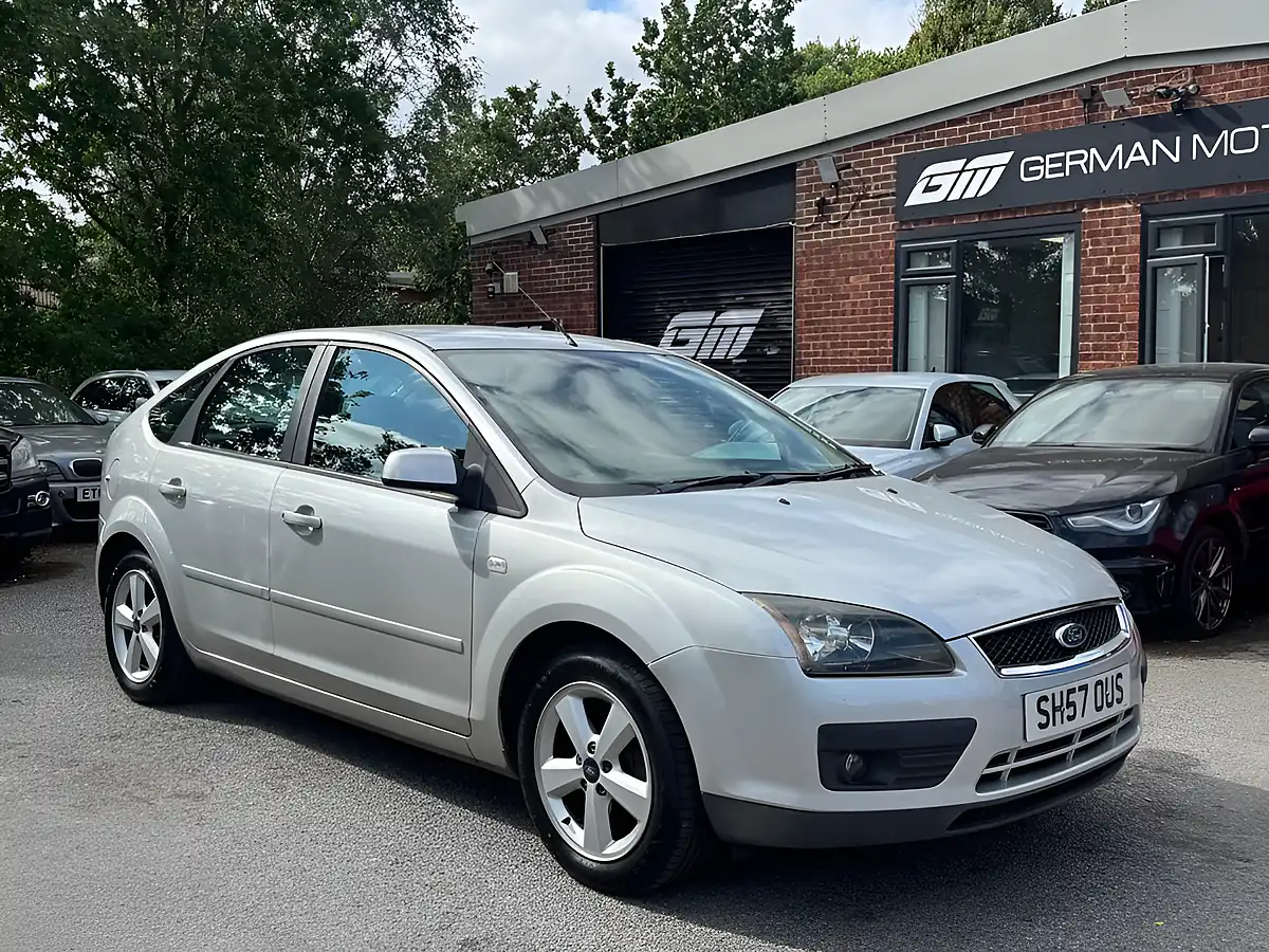 Used 2007 Ford Focus Zetec Climate Silver - Front View